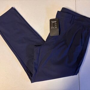 New mens size 34x32 Fabletics The Don Trouser pants